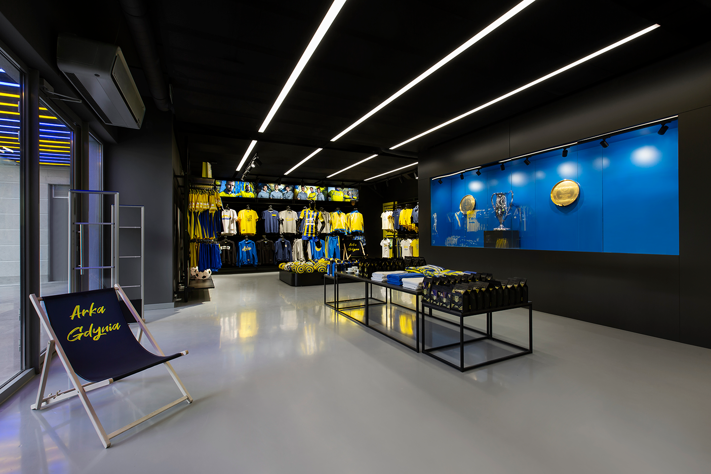 ARKA GDYNIA STORE IS WELCOMING BACK THEIR FANS | Axis Mason